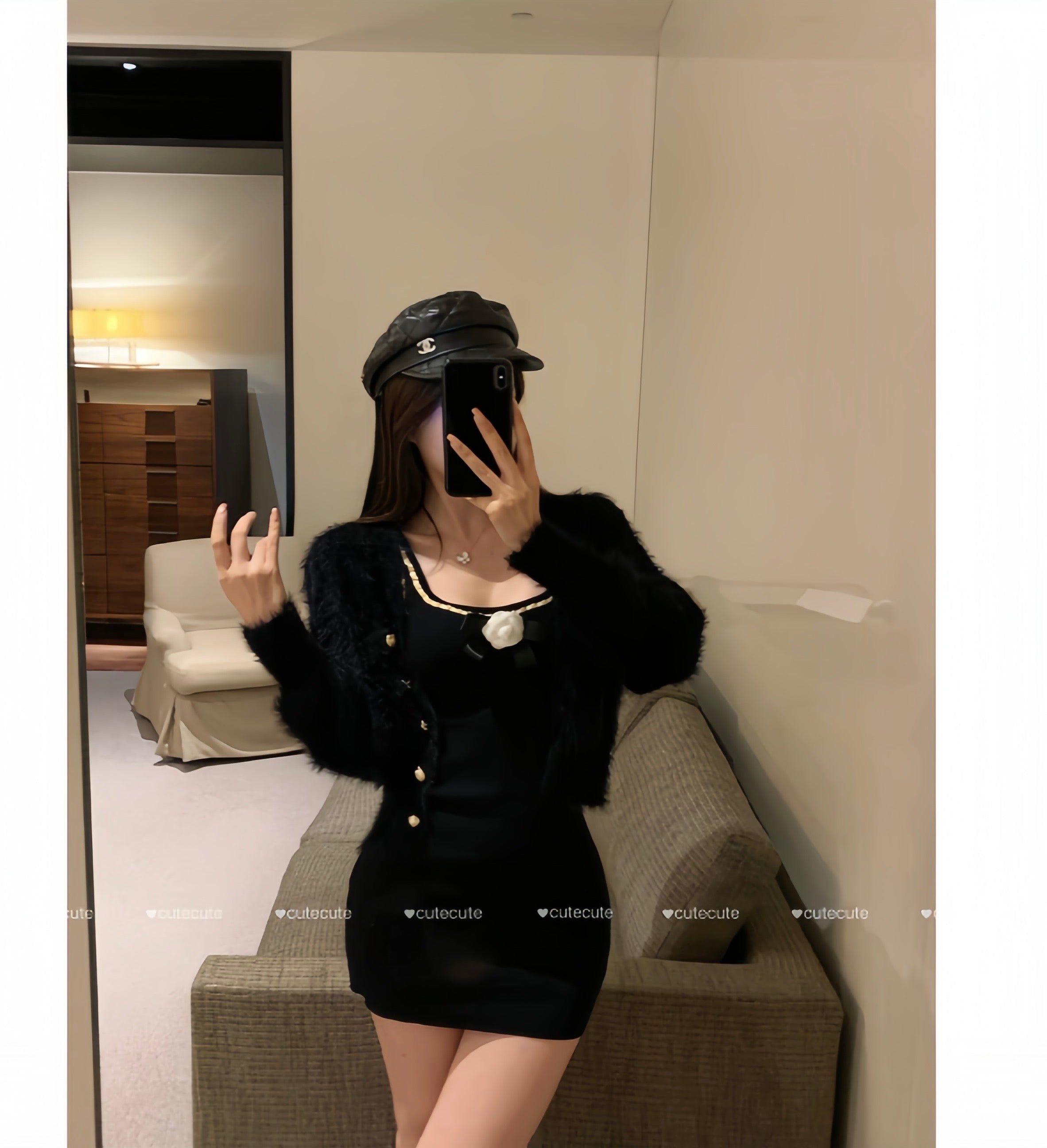 轻奢百搭修身吊带连衣裙