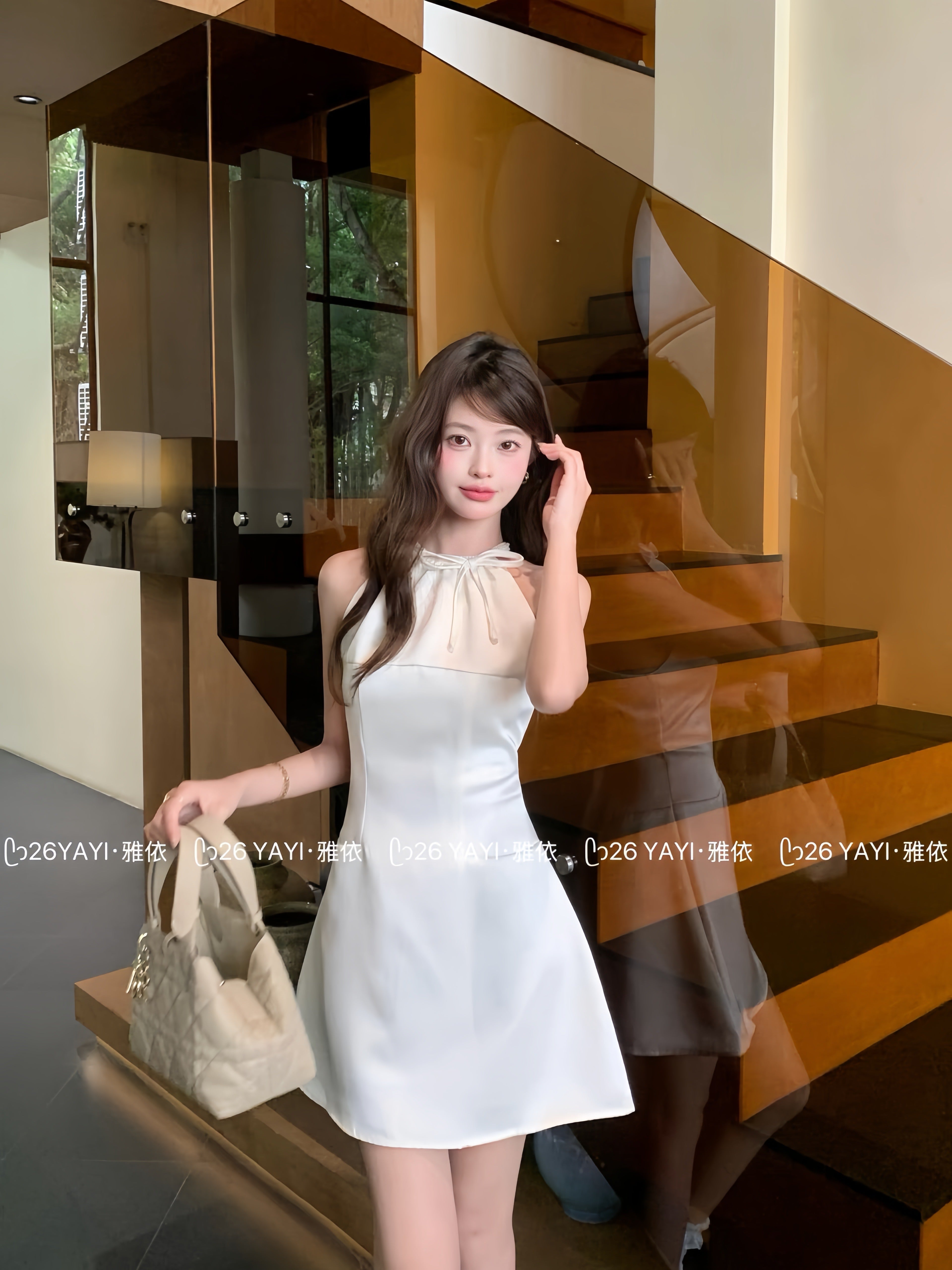 纯欲挂脖蝴蝶结A字裙