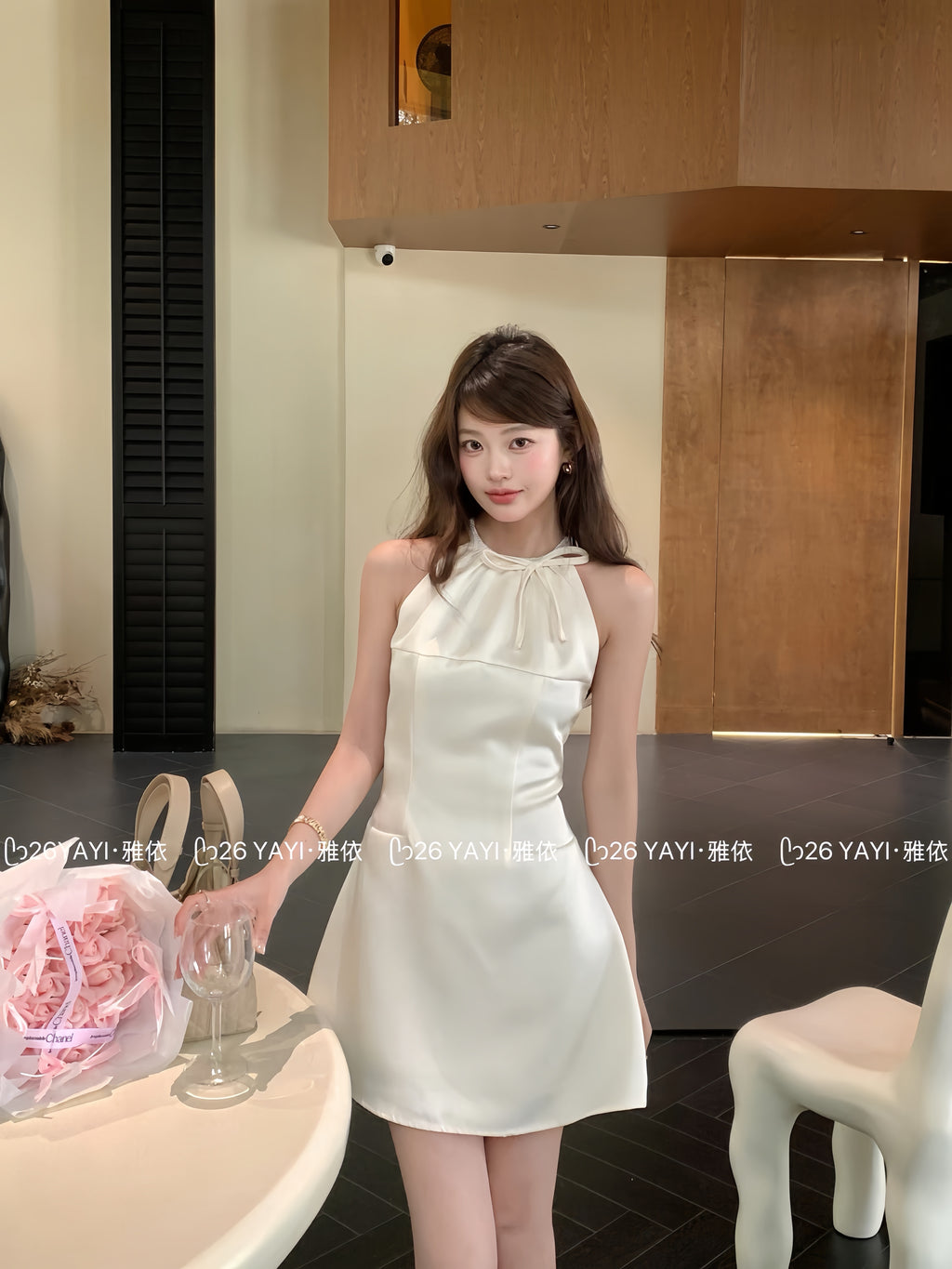 纯欲挂脖蝴蝶结A字裙