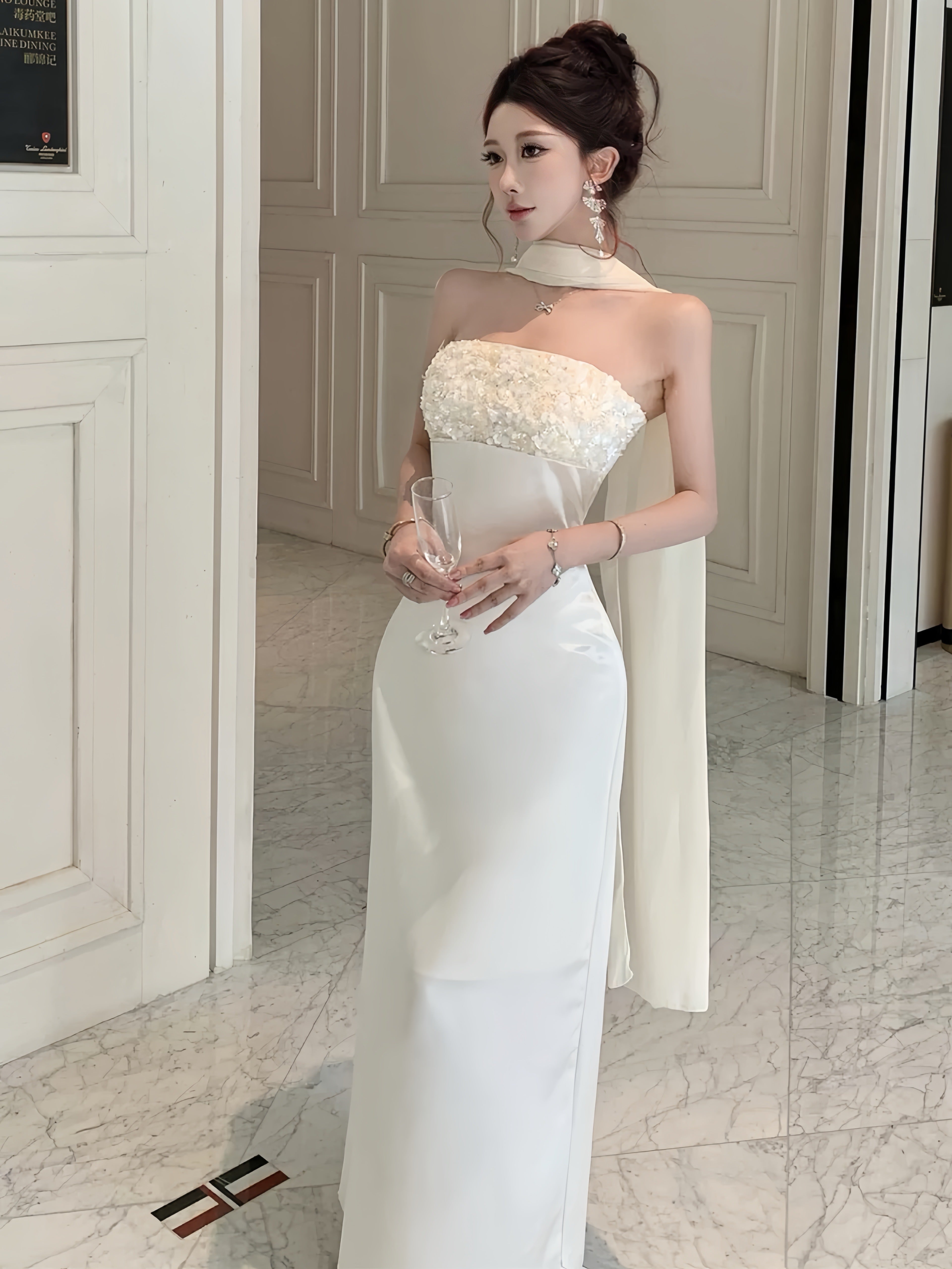 飘带抹胸缎面鱼尾晚礼服