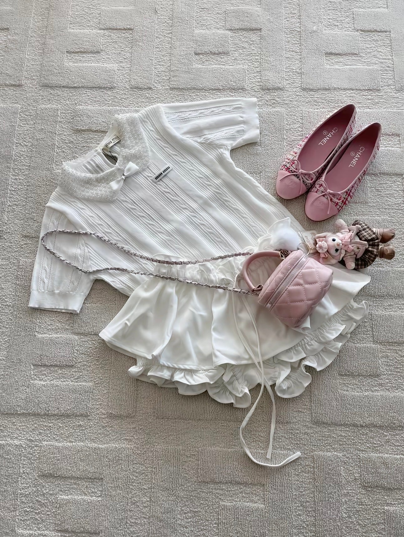Miumiu千金风钉珠上衣